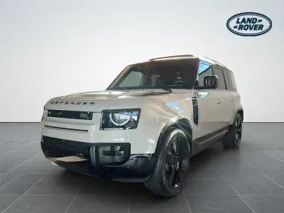 Gebraucht Land Rover Defender HSE Dynamic 349 PS (256 kW) 2025 Santorini black SUV