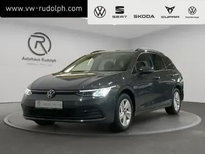 Gebraucht VW Golf VIII Life 150 PS (110 kW) 2022 Delfingrau metallic (metallic) Kombi