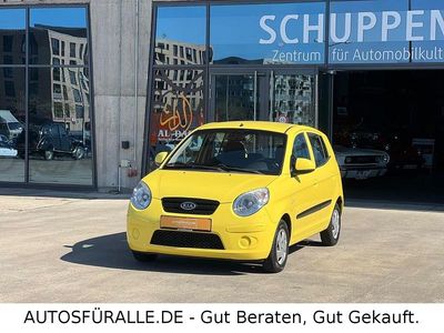 Begagnad Kia Picanto Start 65 HK (47 kW) 2009 Gul Halvkombi