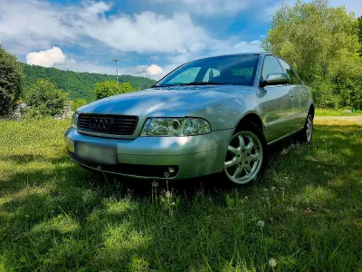 Gebraucht Audi A4 116 PS (85 kW) 2000 Grün Limousine