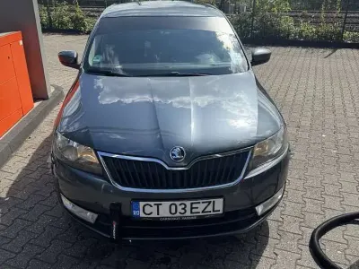 Gebraucht Skoda Rapid Elegance 105 PS (77 kW) 2015 Kleinwagen
