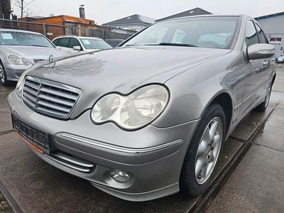 Silber Gebraucht 2004 Mercedes C180 Limousine | 4.400 € (Etwas zu teuer)