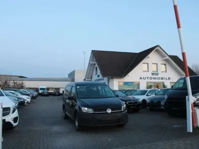 Second-hand VW Caddy Maxi 150 CP (110 kW) 2020 Negru Monovolum
