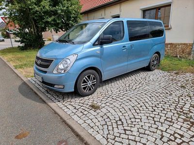 Hyundai H-1