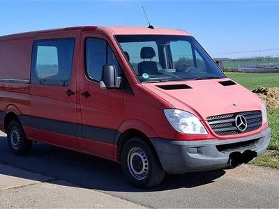 Używany Mercedes Sprinter 130 KM (95 kW) 2011 Czerwony Van