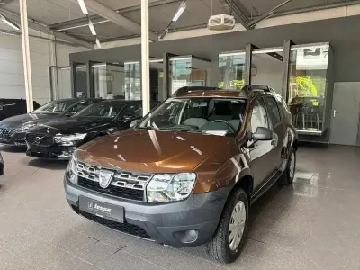 Gebraucht Dacia Duster Ice 90 PS (66 kW) 2014 Braun SUV
