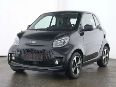 Gebraucht Smart ForTwo Coupé Passion Exclusive 60 kW (82 PS) 2024 Bodypanels in black Coupé