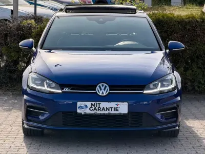 Używany VW Golf VII Highline 150 KM (110 kW) 2018 Niebieski Sedan/Limuzyna