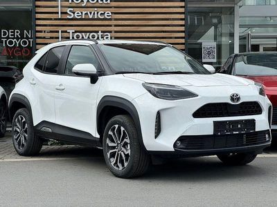 Neu Toyota Yaris Cross 131 PS (96 kW) 2025 Weiß SUV