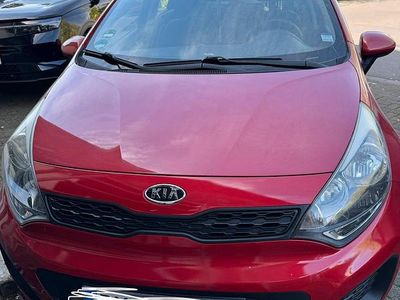 Usata Kia Rio 109 CV (80 kW) 2011 Rosso Berlina