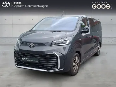 Gebraucht Toyota Proace Team 177 PS (130 kW) 2025 Titanium grey Van / Kleinbus