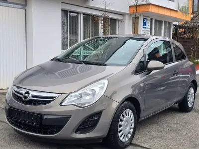 Gebraucht Opel Corsa Selection 69 PS (50 kW) 2012 Grau Kleinwagen