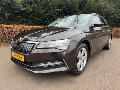 Usata Skoda Superb Business Line 156 CV (114 kW) 2020 Marrone Station wagon