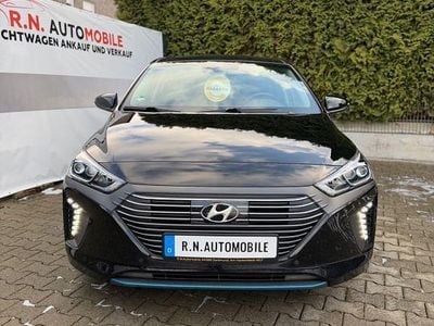 Schwarz Gebraucht 2017 Hyundai Ioniq Premium Kleinwagen | 9.900 €