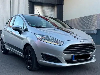 Usata Ford Fiesta ST-Line 95 CV (69 kW) 2014 Argento Utilitaria