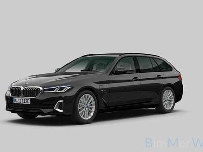 Saphirschwarz475schwarz Gebraucht 2023 BMW 530 Luxury Line Limousine | 37.999 €