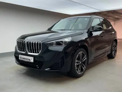 Gebraucht BMW X1 M Sport 204 PS (150 kW) 2025 Saphirschwarz metallic SUV