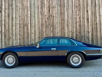 Używany Jaguar XJS 281 KM (206 kW) 1993 Niebieski Coupe