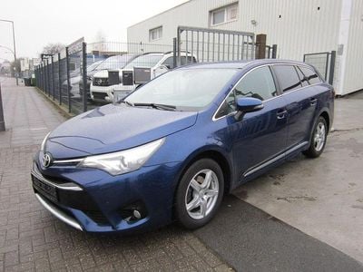 Gebraucht Toyota Avensis Edition-S 147 PS (108 kW) 2016 Blau Limousine