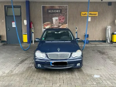 Gebraucht Mercedes C180 143 PS (105 kW) 2005 Blau Limousine