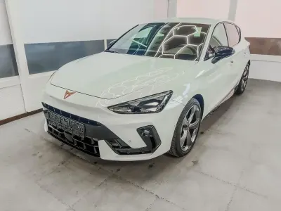 Neu Cupra Leon 150 PS (110 kW) 2026 Eis weiss 2y2y Limousine