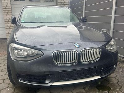 Gebraucht BMW 116 Urban Line 116 PS (85 kW) 2012 Grau Kleinwagen