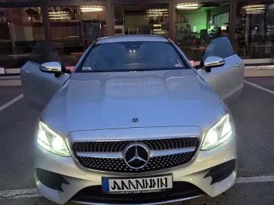 Gebraucht Mercedes 200 184 PS (135 kW) 2018 Silber Coupé