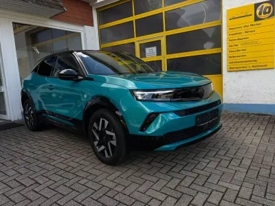 Gebraucht Opel Mokka Sport 136 PS (100 kW) 2025 Grün SUV