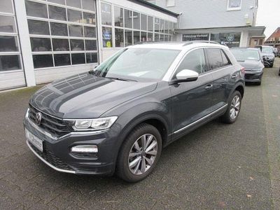 Second-hand VW T-Roc Style 110 CP (80 kW) 2021 Alb SUV