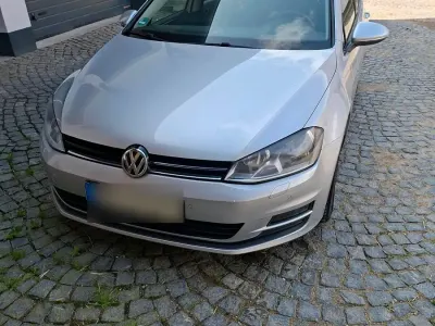 Gebraucht VW Golf VII Comfortline 105 PS (77 kW) 2013 Limousine