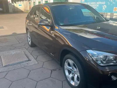 Gebraucht BMW X1 150 PS (110 kW) 2012 Braun SUV