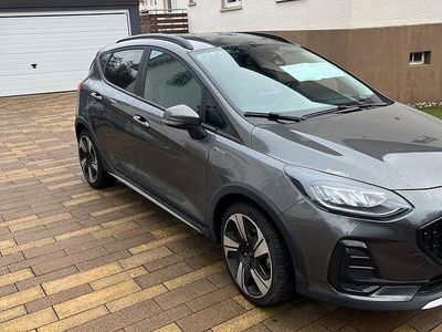 Grau Gebraucht 2023 Ford Fiesta Active Limousine | 21.500 € (Teuer)
