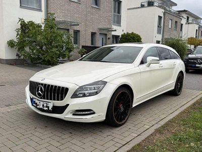 Mercedes CLS350 Shooting Brake