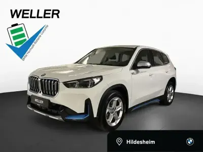 Gebraucht BMW iX1 xLine 200 kW (272 PS) 2023 Alpinweiss iii (weiß) SUV