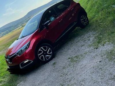 Gebraucht Renault Captur XMOD 110 PS (80 kW) 2016 Rot SUV