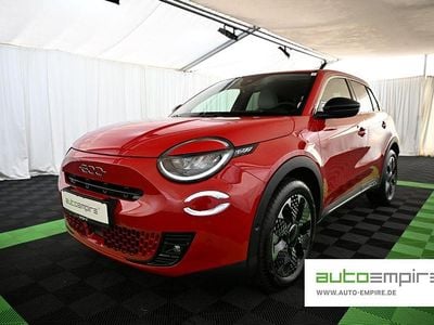 Begagnad Fiat 600 La Prima 101 HK (74 kW) 2025 Röd SUV