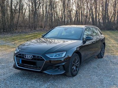 Gebraucht Audi A4 Ambiente 150 PS (110 kW) 2020 Schwarz Kombi