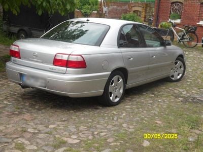 Opel Omega