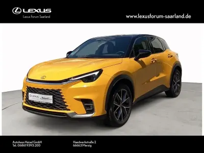 Gebraucht Lexus LBX 136 PS (100 kW) 2025 Gelb SUV