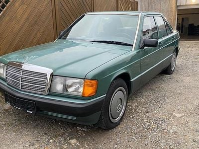 Gebraucht Mercedes 190 120 PS (88 kW) 1990 Grün Limousine