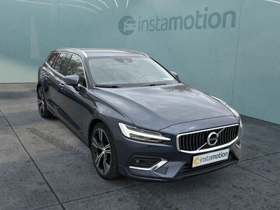 Gebraucht Volvo V60 Inscription 197 PS (144 kW) 2021 Blau Kombi