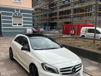 Gebraucht Mercedes A200 AMG 136 PS (100 kW) 2012 Weiß Kleinwagen