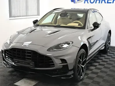 Nouă Aston Martin DBX 707 707 CP (519 kW) 2026 Gri SUV