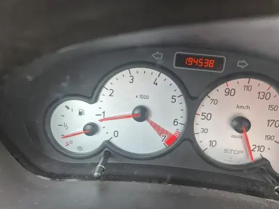 Gebraucht Peugeot 206 109 PS (80 kW) 2005 Silber Kleinwagen