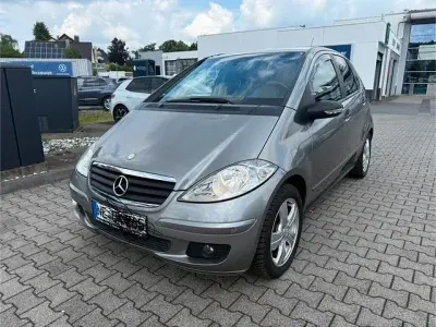 Gebraucht Mercedes A180 Classic 109 PS (80 kW) 2007 Grau Van / Kleinbus