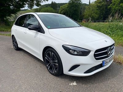 Mercedes B220