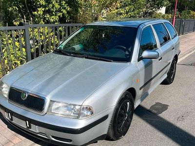 Usata Skoda Octavia 101 CV (74 kW) 2000 Argento Station wagon