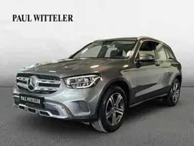 Gebraucht Mercedes GLC200 197 PS (144 kW) 2020 Selenitgrau SUV