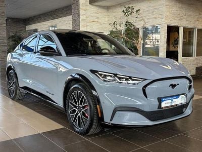 Gebraucht Ford Mustang Mach-E Premium 216 kW (294 PS) 2025 Grau SUV