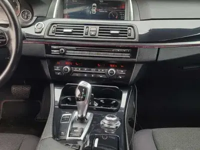 Usata BMW 520 184 CV (135 kW) 2012 Grigio Berlina